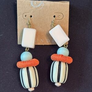 NEW PLUNDER Pin-stripe dangling earrings with teal and orange accents